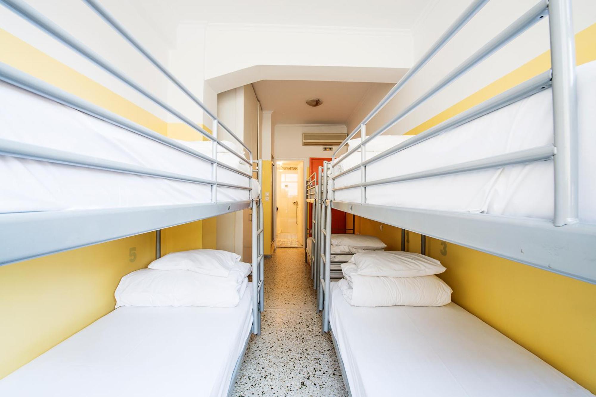 Bed 6-Bed Mixed Dorm Ensuite Balcony